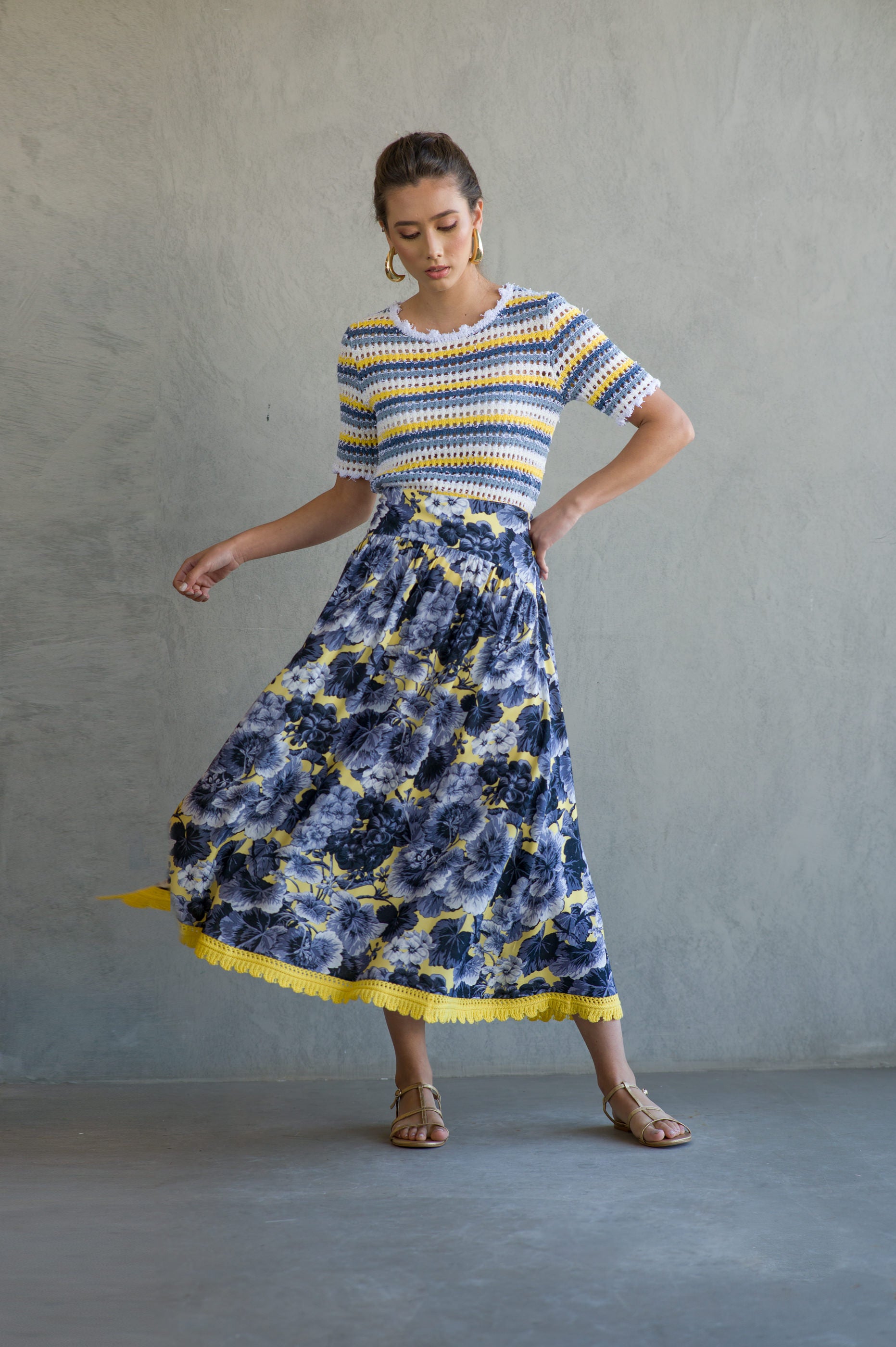 MIDI SKIRT
