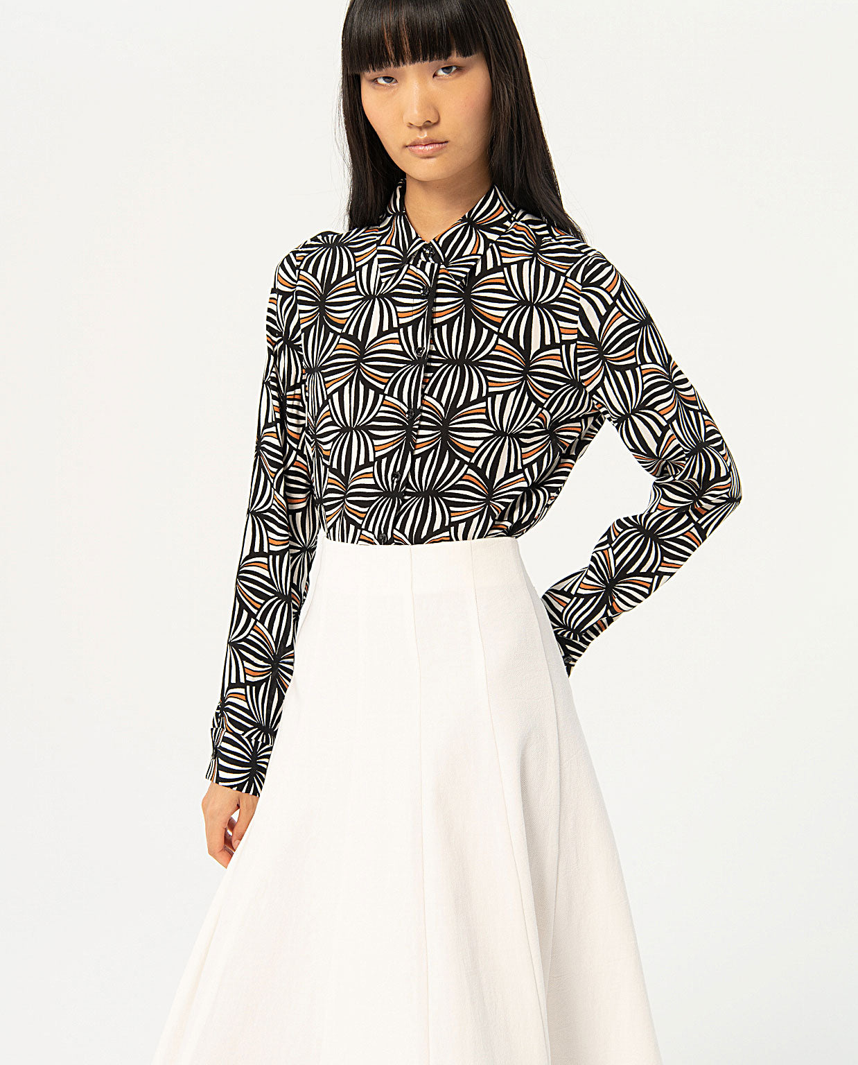 SEAMED CAPE SKIRT