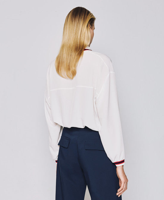 Shirt with ribbed details