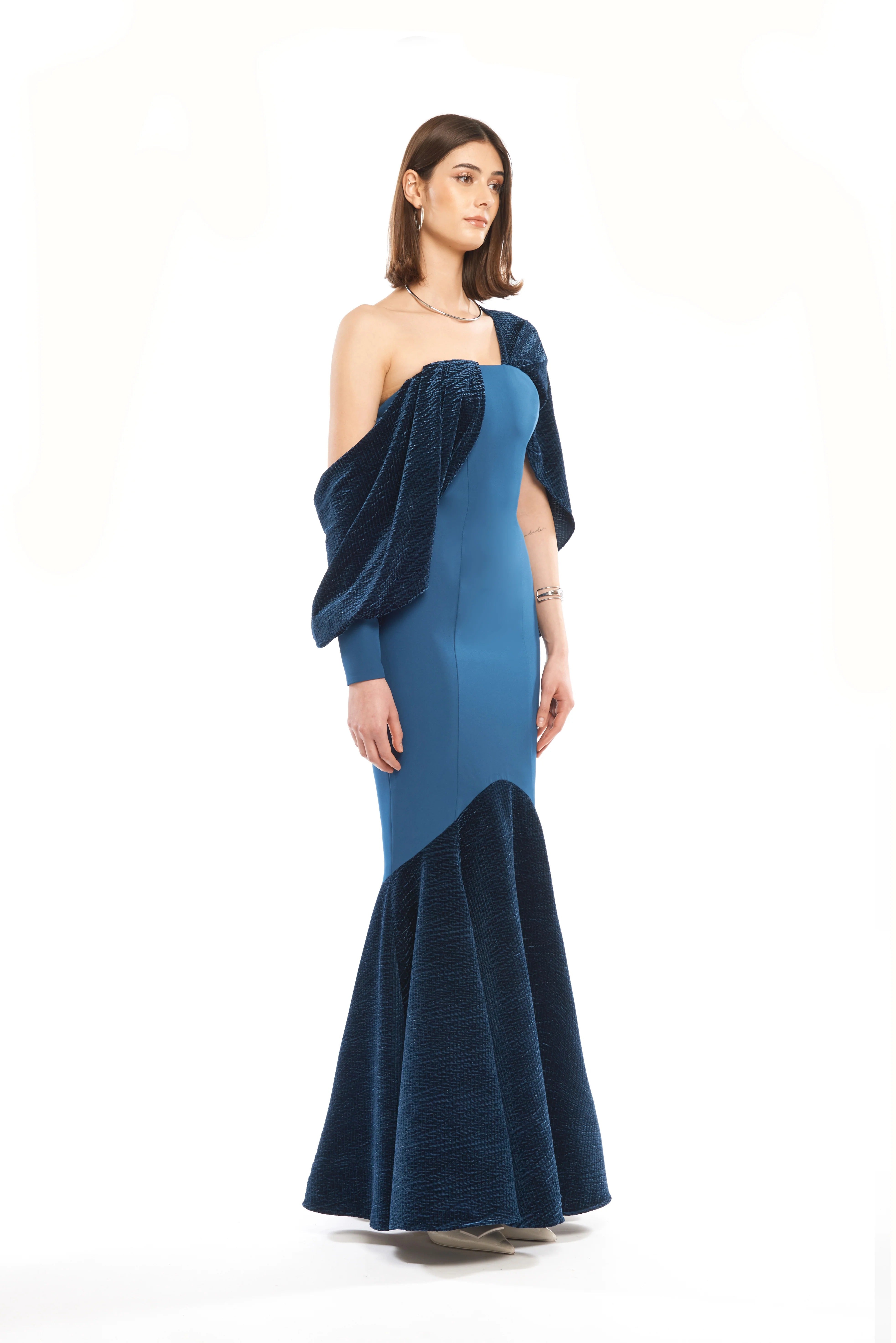 COLUMN DRESS WITH ASYMMETRICAL- SHOULDER DRAPED SHAWL