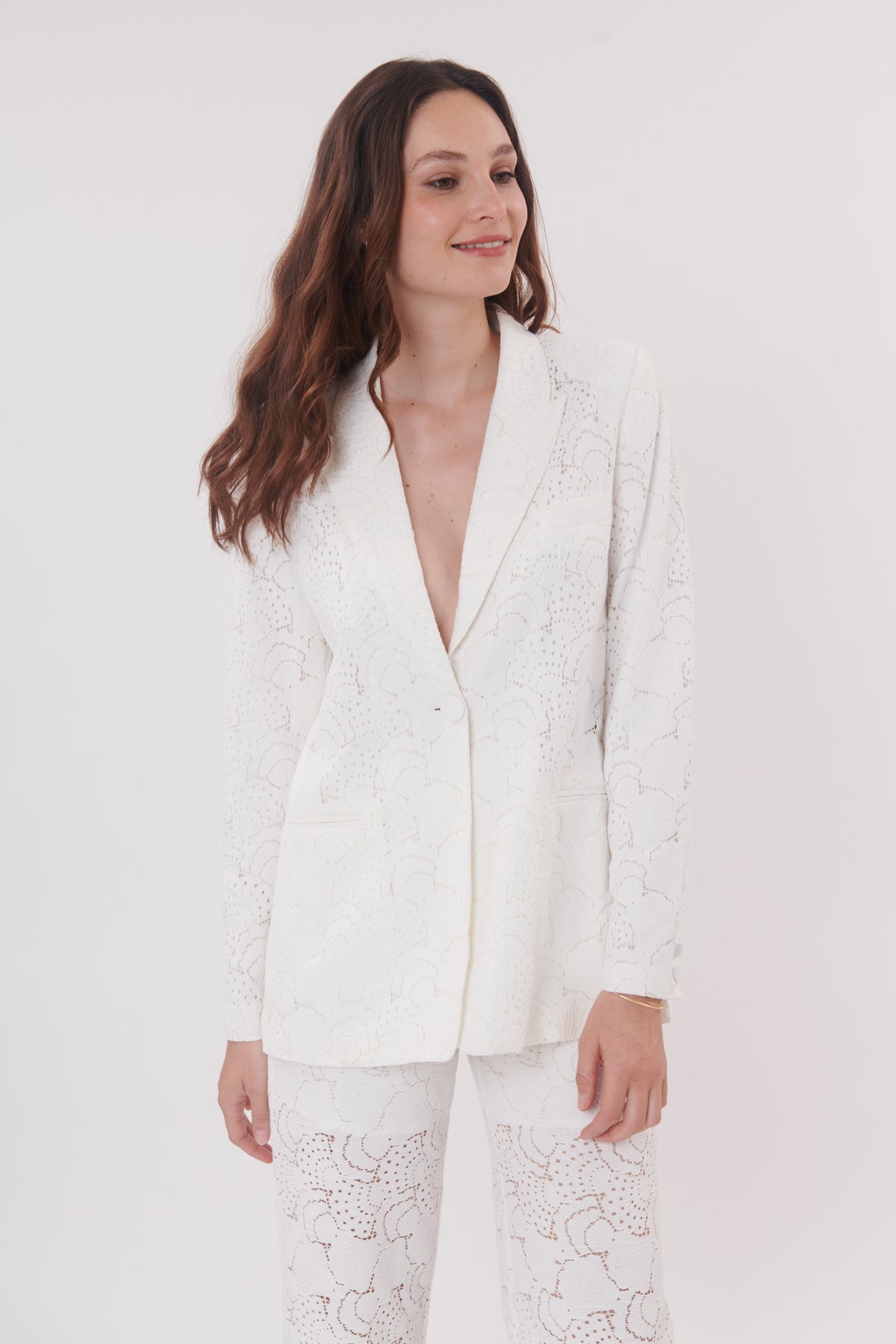 YASNA VESTE