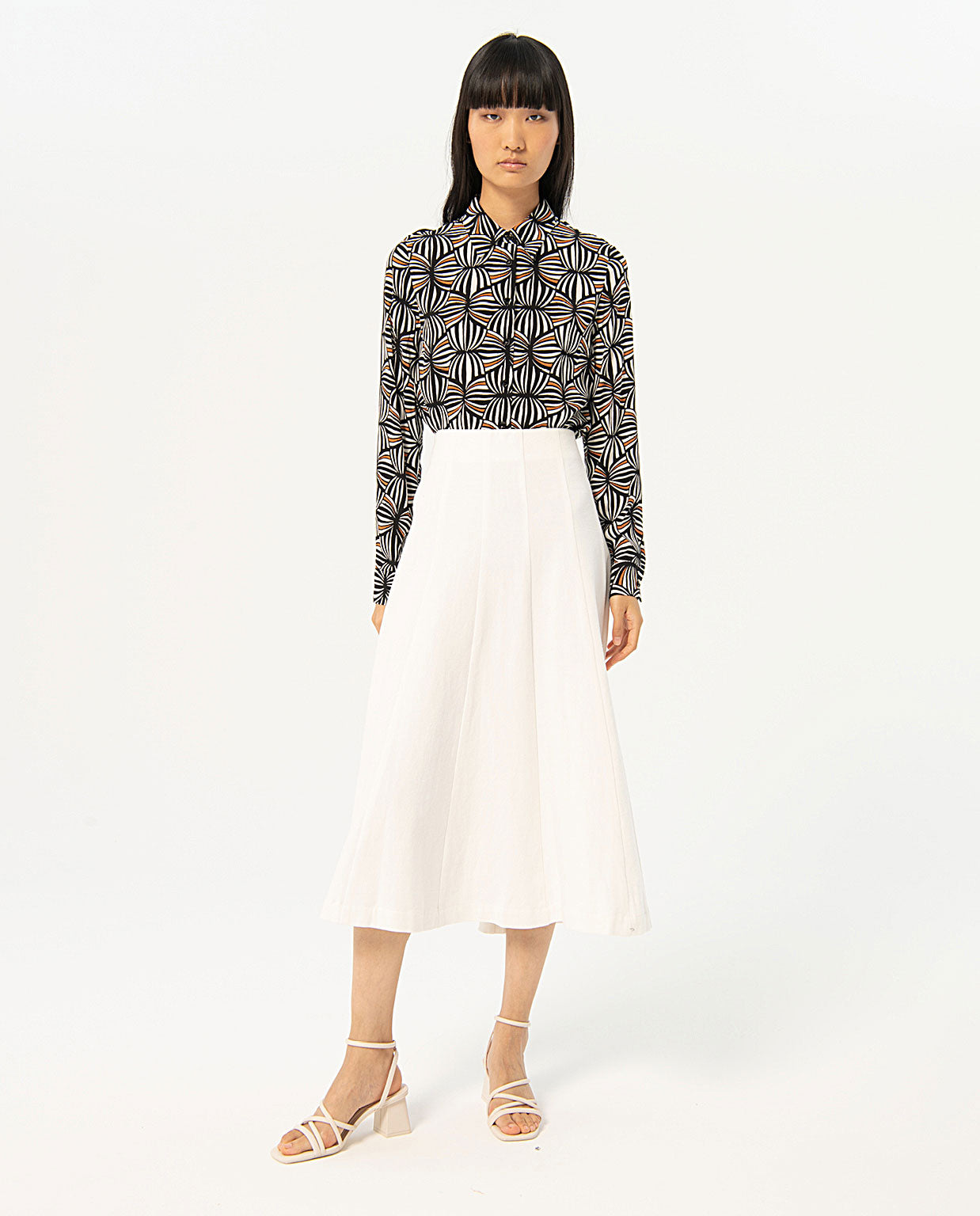 SEAMED CAPE SKIRT