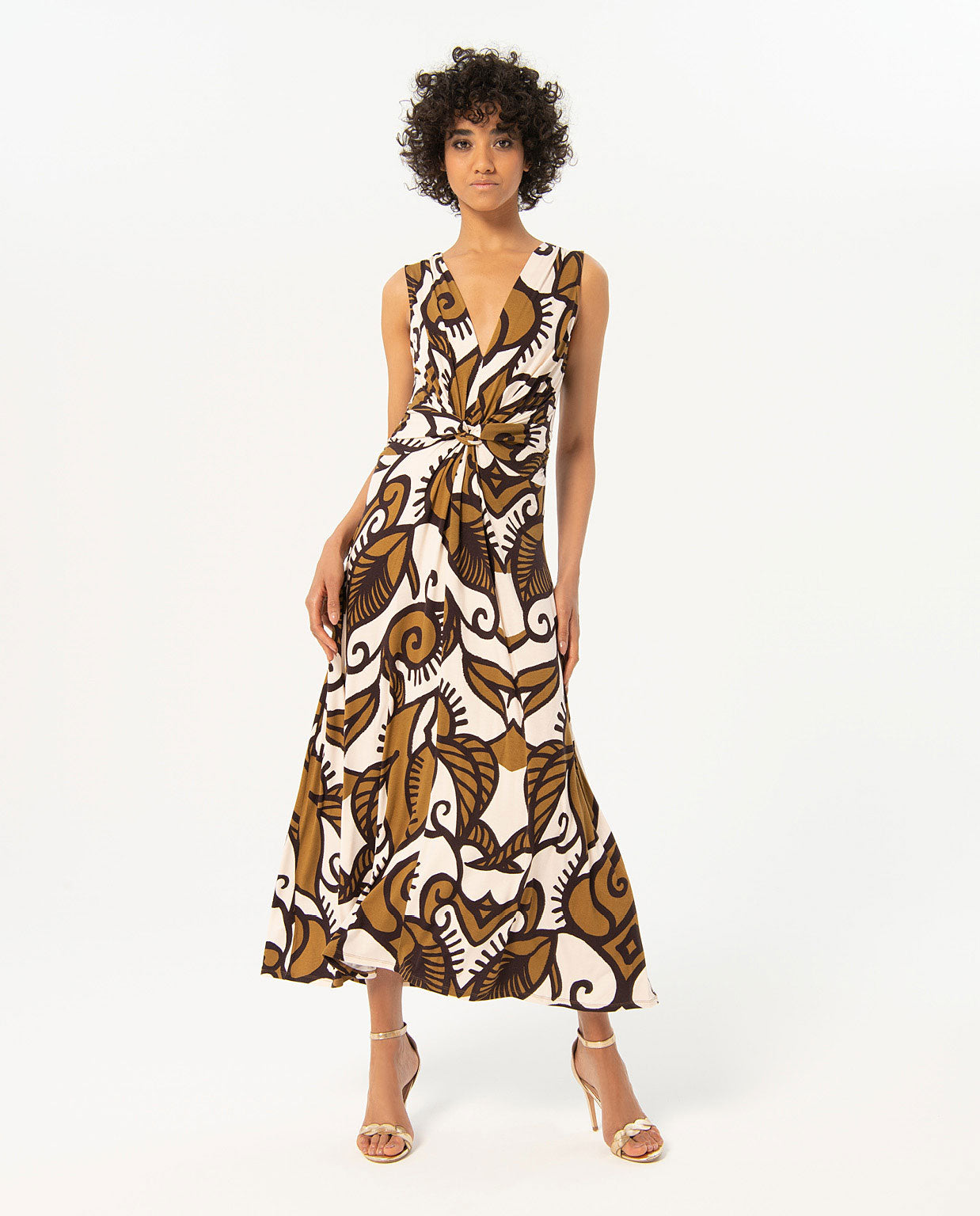 LONG SLEEVELESS DRESS